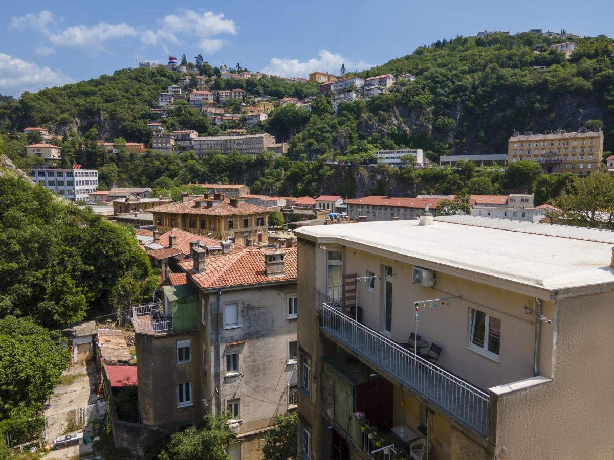 Stunning Apartment In Quiet Street Near Center With Free Parking 4 Floor Rijeka Exteriör bild